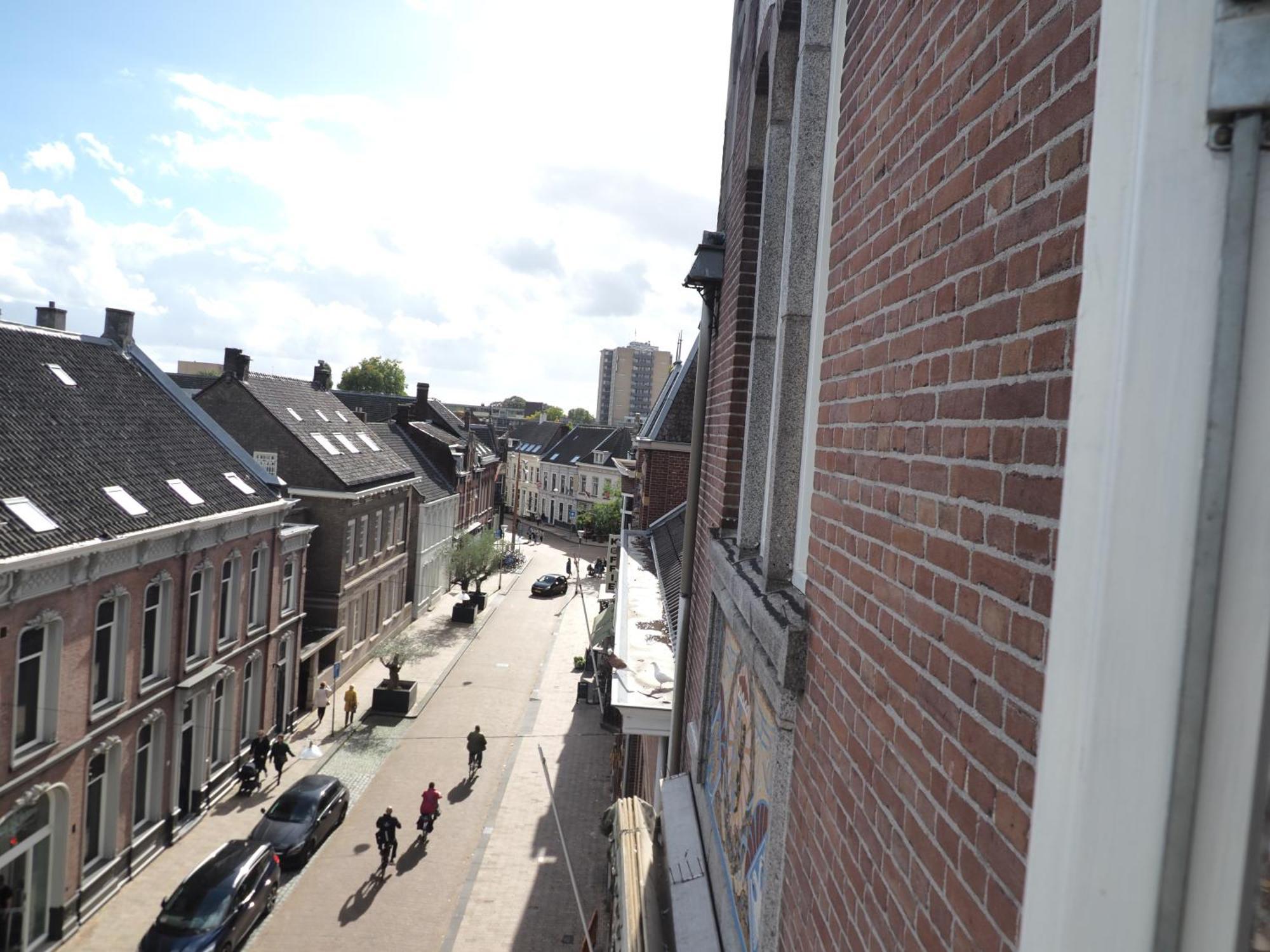 Hostel Roots Tilburg Exterior foto